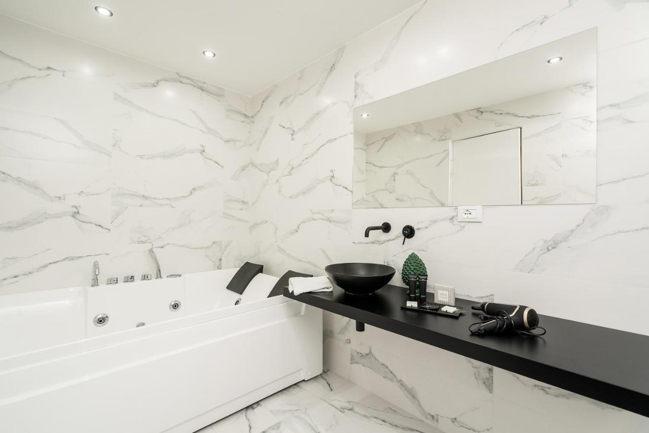 Marmur Suite ปาแลร์โม ภายนอก รูปภาพ